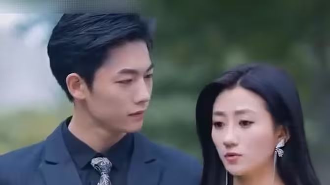 顾总以死相逼求复婚的海报